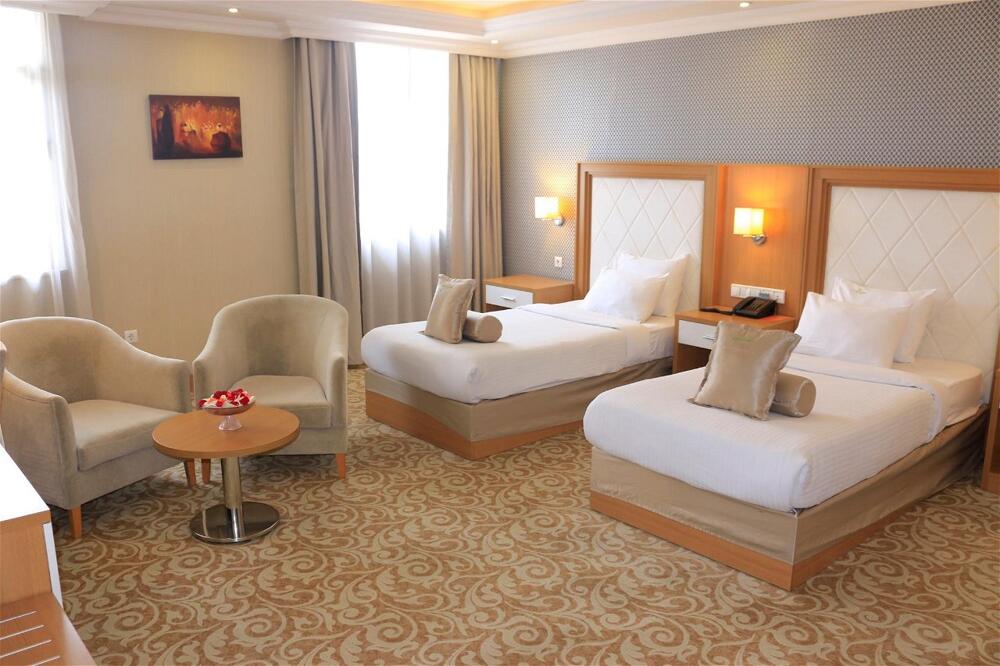 Twin (Double) bed room 