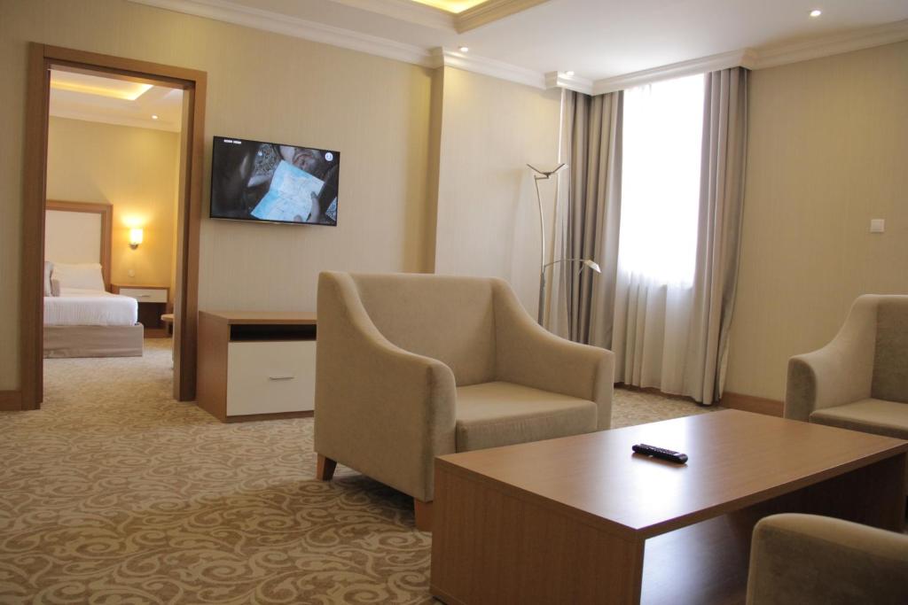 executive suite room
